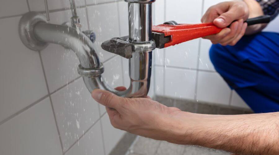 Expert burst pipe repair services in Honey Grove, TX